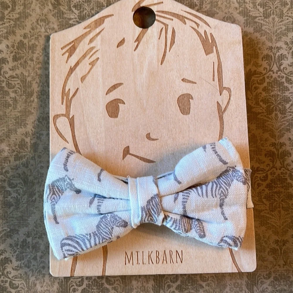 MilkBarn Bow Tie